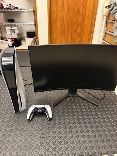 ps5とモニターのセット明後日まで。。
