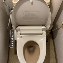 リクシル 温水洗浄便座の中古が安い！激安で譲ります・無料であげます