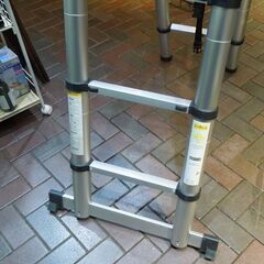 脚立 伸縮アルミ梯子 1.7m 6段 アルミはしご ラダーはしご 耐荷重150kg 安全ロック付 札幌市 東区 新道東店の画像