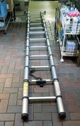 脚立 伸縮アルミ梯子 1.7m 6段 アルミはしご ラダーはしご 耐荷重150kg 安全ロック付 札幌市 東区 新道東店