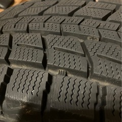 DUNLOP 215/60R17 2020年製 スタッドレスタイヤ4本セットの画像