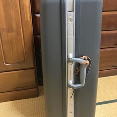 スーツケースの画像