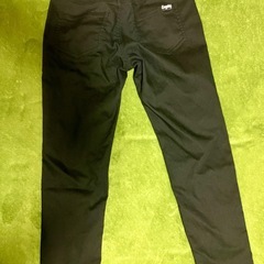 130cm ズボン　黒　ストレッチの画像