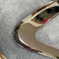 レクサスエンブレムの画像