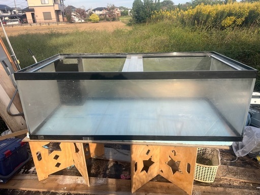 大型アクリル水槽