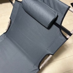 折りたたみベッド　グレー
の画像