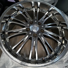 アネーロコラソン19インチ4本8.5J+35 9.5+38の画像