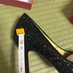 パンプス　黒　ヒールの画像