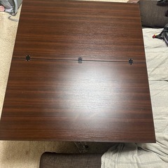 ダイニングテーブル
の画像