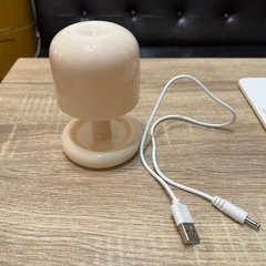 ランプ 暖色の画像