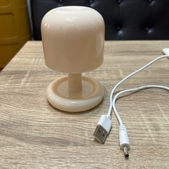 ランプ 暖色の画像