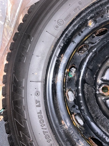 値下げハイエーススタッドレス195/80/15 4本セット
