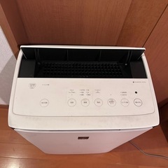 SHARP 加湿空気清浄機　2022年　
の画像