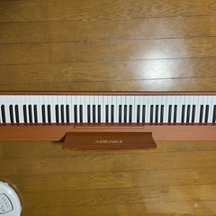 ピアノ&いす椅子(値段交渉可))の画像