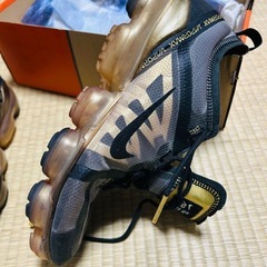 NIKE ヴェイパーMAX28㌢の画像