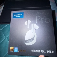 SAMSUNG Galaxy Tab s7 とリバティ4proイヤホンセットの画像