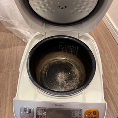 炊飯器の画像