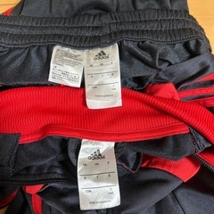 アディダスジャージセットの画像