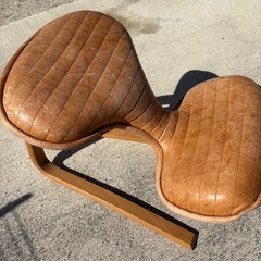 GYP1028 Rybo バランスチェア　VIVID の画像