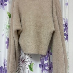 【INGNI】ショート丈柔らかニット
の画像