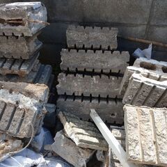 コンクリートブロック 重しなどにいかがでしょうかの画像