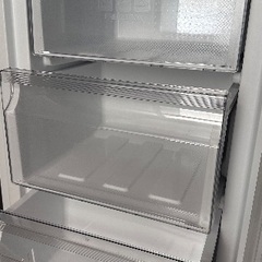 🔵中型〜大型冷蔵庫番号87 Haier 2019年製【218ℓ】大阪府内全域配達無料【保管場所での引取は3000円値引き】しますの画像