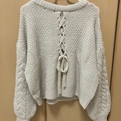 レディースセーター　ショート丈の画像