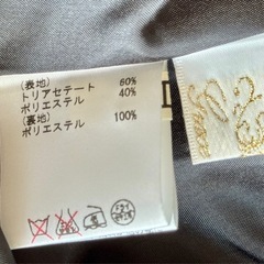 黒 ビジューAラインパーティードレスの画像