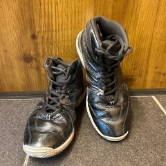 Mizuno 23㎝ウエーブダイバース　スニーカー ブラックの画像