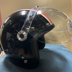 BARTON ヘルメットの画像