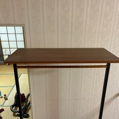 ニトリ　ハンガーラック付き棚　の画像