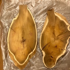 真木　木材3つ　インテリアの画像