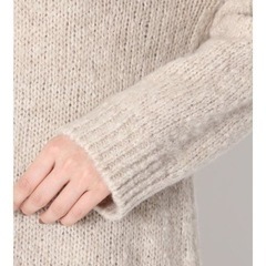 新品【Lily Brown】花柄スカーフ付きニットワンピース ベージュ Fサイズの画像