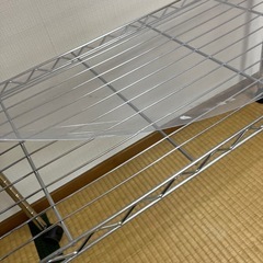 連絡多数　まだ決まっていません　メタルラック　横80 高さ127 奥行き35 キャスター付き　クリアボード付きの画像