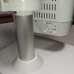 コロナ　遠赤外線暖房機コアヒート DH-1221Rの画像