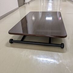 昇降式テーブル 900*600の画像