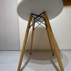 テーブル　丸型　ホワイトの画像