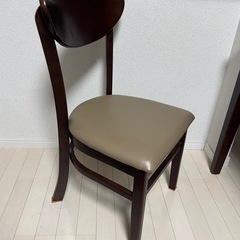 ダイニングセット！！テーブル・椅子✖️2・ベンチの4点セットですの画像