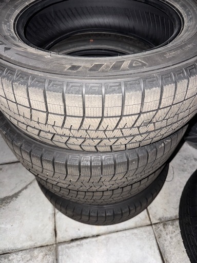 ダンロップタイヤ　バリ目　　4本セット