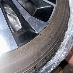 ダイハツ純正ホイールスタットレスタイヤの画像