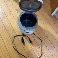 【無料】炊飯器の画像