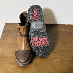 【美品・値下げ】冬用ブーツ　24.5センチEEE の画像