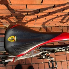 Ferrari クロスバイク 21段変速の画像