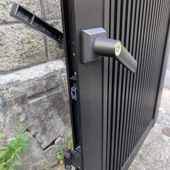 アルミ製　片開き門扉（既設の中古品）の画像