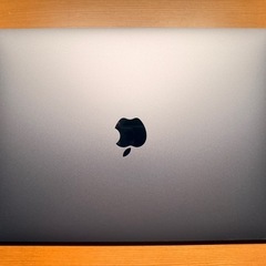 【美品】MacBook Air M1 16GB / 1TB グレー
の画像