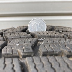 No.134スタットレスタイヤ145/80/13 4H PCD100 アルミ付4本セットの画像