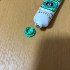 新品未開封 ロクシタン ハンドクリームの画像