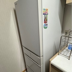 HITACHI 冷凍庫の画像