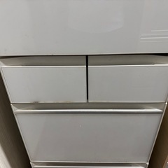 HITACHI 冷凍庫の画像