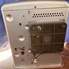 石油ファンヒーター FW-3060Eの画像
